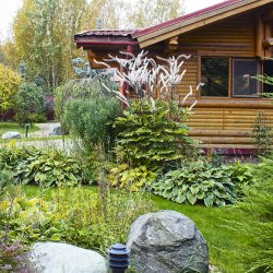 Цветник в Кантри стиле на даче фото